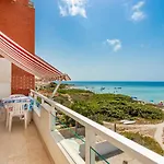 Fronte Mare - Waterfront דירה