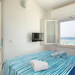 Fronte Mare - Waterfront דירה